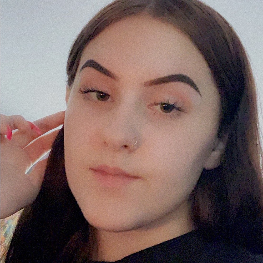 Meet your Posher, Savannah